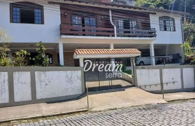 Casa com 4 dormitórios à venda, 130 m² por r$ 560.000,00 - granja guarani - teresópolis/rj