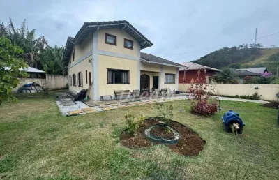 Casa com 5 dormitórios à venda, 180 m² por r$ 750.000,00 - vargem grande - teresópolis/rj