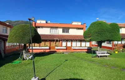 Casa com 3 dormitórios à venda, 105 m² por r$ 860.000,00 - alto - teresópolis/rj