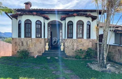 Casa com 3 dormitórios, 284 m² - venda por r$ 950.000,00 ou aluguel por r$ 7.150,00/mês - fazendinha - teresópolis/rj