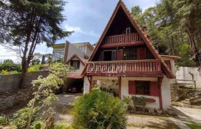 Casa com 3 dormitórios à venda, 140 m² por r$ 761.000,00 - cascata dos amores - teresópolis/rj