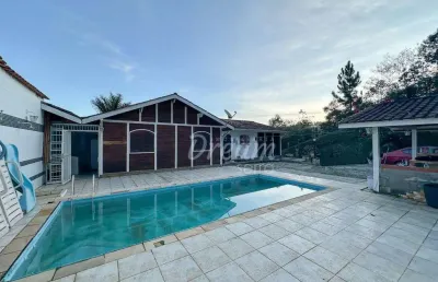 Casa com 4 dormitórios à venda, 214 m² por r$ 790.000,00 - albuquerque - teresópolis/rj