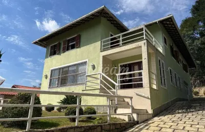 Casa com 3 dormitórios à venda, 310 m² por r$ 1.380.000,00 - quebra frascos - teresópolis/rj
