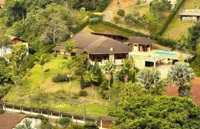 Casa com 7 dormitórios, 574 m² - venda por r$ 3.900.000,00 ou aluguel por r$ 16.750,00/mês - green valley - teresópolis/rj