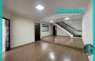 Casa para alugar 400m² no bairro tarumã com 4 quartos, sendo 1 suíte, churrasqueira, ático e 4 vagas de garagem por r$ 6.900,00/mês