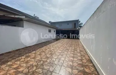 Casa com 4 quartos à venda na Rua Natal, 545, Cajuru, Curitiba