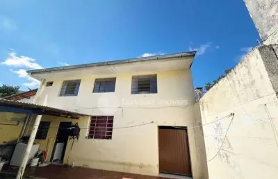 Casa com 3 quartos para alugar na Rua Professora Olga Balster, 1520, Capão da Imbuia, Curitiba