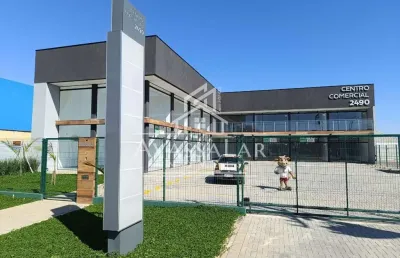Sala comercial disponível para venda ou locação com 31m  no bairro santa terezinha.
