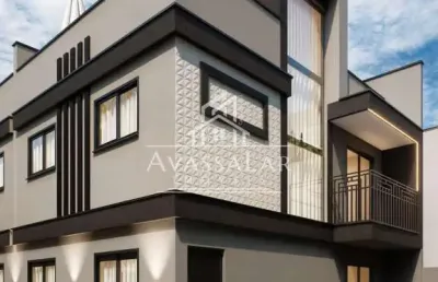 Sobrado dentro de condominio, com 3 quartos, no bairro xaxim, curitiba -pr