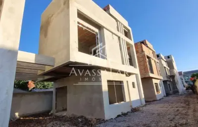 Triplex com 3 quartos, no bairro boqueirão, curitiba - pr