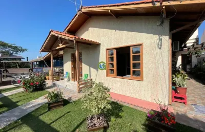 Excelente casa à venda na praia da gamboa, em garopaba.