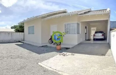 Casa semi-mobiliada com amplo terreno à venda na barra do aririú, palhoça