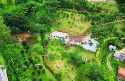 Sítio em paulo lopes com 10.000, m² casa, galpão, nascente, as margens da br-101