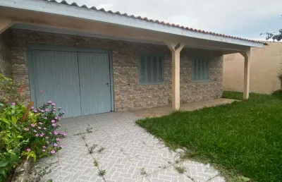 Casa no bairro centro em cidreira, próximo ao posto de saúde 24hs