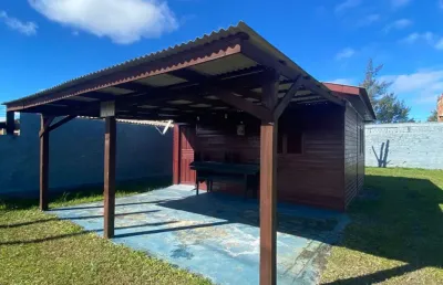 Excelente casa escriturada sozinha no terreno 500 metros do mar sozinha no terreno      r$100,000