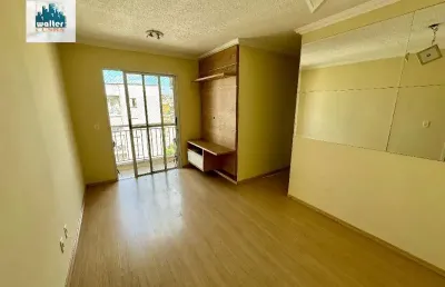 Vendo apartamento parque dom pedro ii região do ouro verde 2 dormitórios com elevador e sacada r$ 245 mil aceita financiamento