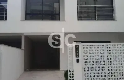 Casa à venda – conforto, espaço e sofisticação para sua família!