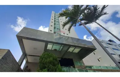 Linda cobertura duplex com piscina privativa à venda, com vista a 350 m da praia de tambaú!