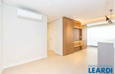Apartamento com 2 quartos à venda na Rua Doutor Penaforte Mendes, Bela Vista, São Paulo