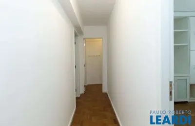 Apartamento com 3 quartos para alugar na Rua Japão, Itaim Bibi, São Paulo