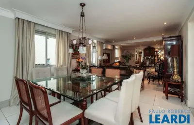 Apartamento com 2 quartos à venda na Rua Peixoto Gomide, Jardim América, São Paulo