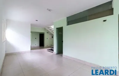 Casa com 1 quarto à venda na Avenida Indianópolis, Planalto Paulista, São Paulo