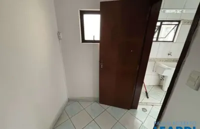 Apartamento com 3 quartos para alugar na Rua Apinajés, Perdizes, São Paulo