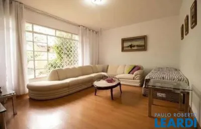 Casa com 3 quartos à venda na Rua Nestor Moreira, Jardim da Glória, São Paulo