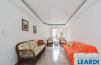 Casa com 6 quartos à venda na Rua Genaro Ferrante, Aclimação, São Paulo