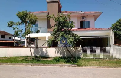 Sobrado com 4 dormitórios à venda, 180 m² por r$ 699.900,00 - praia de ubatuba - são francisco do sul/sc