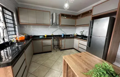 Casa para venda em suzano, jardim dora, 2 dormitórios, 1 suíte, 3 banheiros, 10 vagas