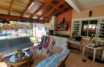 Casa em condomínio fechado com 3 quartos à venda na rua alameda timbuiba, horto florestal, ubatuba, 148 m2 por r$ 1.280.000