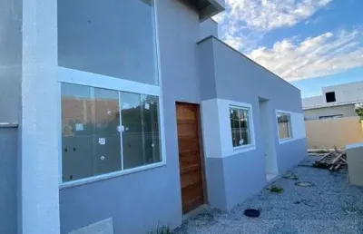 Casa para venda em rio das ostras, verdes mares, 2 dormitórios, 1 suíte, 2 banheiros, 1 vaga
