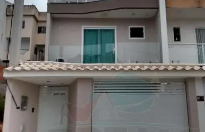 Casa para venda em macaé, lagoa, 2 dormitórios, 2 suítes, 4 banheiros, 1 vaga