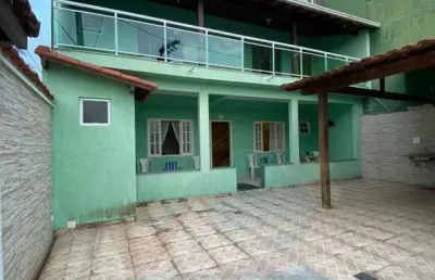 Casa para venda em rio das ostras, liberdade, 5 dormitórios, 4 suítes, 6 banheiros, 2 vagas