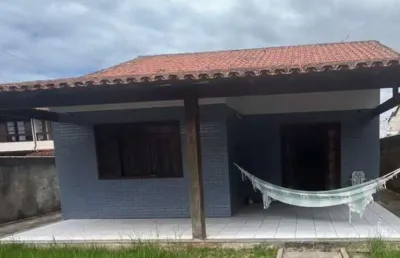 Casa para venda em rio das ostras, novo rio das ostras, 3 dormitórios, 1 suíte, 2 banheiros, 5 vagas
