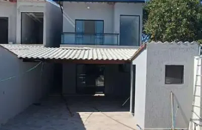 Casa para venda em casimiro de abreu, barra de são joão, 3 dormitórios, 3 suítes, 1 banheiro, 1 vaga