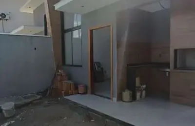 Casa para venda em rio das ostras, ouro verde, 3 dormitórios, 2 suítes, 3 banheiros, 1 vaga