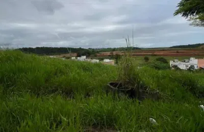 Terreno à venda na Rua Vanderlan Porto da Cunha, Vale das Palmeiras, Macaé