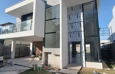 Alto padrão para venda em rio das ostras, viverde ii, 4 dormitórios, 3 suítes, 4 banheiros, 2 vagas
