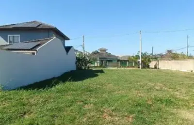 Terreno à venda no Lagoa, Macaé 