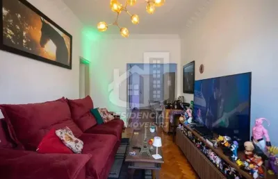 Apartamento com vaga na quadra da praça saens peña - tijuca