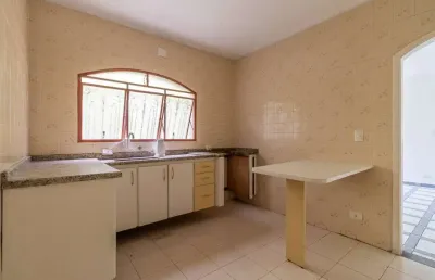 Sobrado maravilhoso 165 m² 3 dormitorios sendo 1 suite e 2 vagas