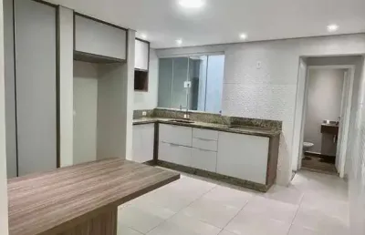 Sobrado com 160 m² 3 dormitorios sendo 1 suite e 2 vagas de garagens