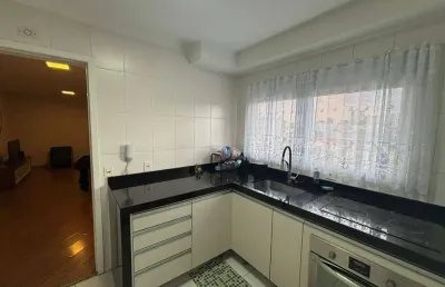 Apartamento 89 m² 3 dormitorios sendo 1 suite e 2 vagas de garagens