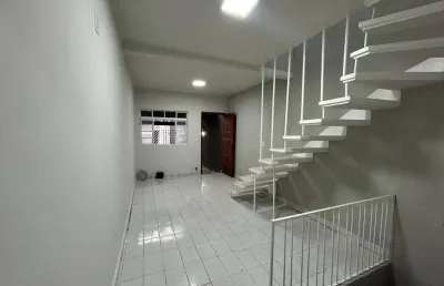 Sobrado com 4 dormitórios 151 m² 2 dormitórios 1 vaga de garagem