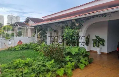 Casa no flórida isolada, com 03 dormitórios e com edícula!!!