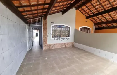 Casa com 02 dormitórios, no bairro caiçara á 100 metros da praia!!!