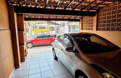 Casa com 01 dormitório no maracanã, á 400 metros da praia!!!