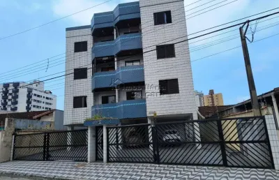 Apartamento com 02 dormitórios, á 300 metros da praia no caiçara!!